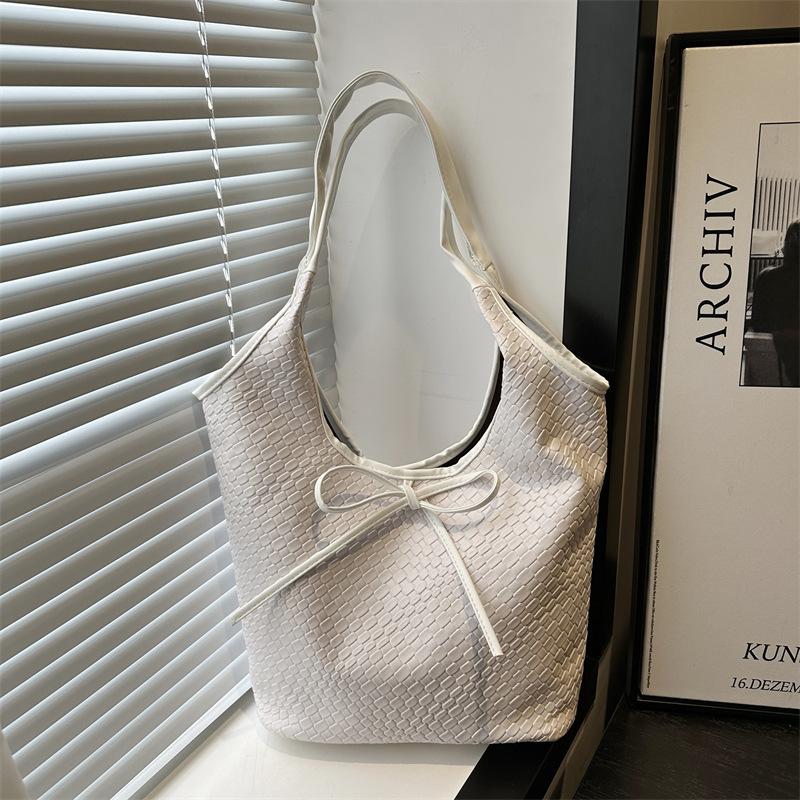 2025 early spring woven texture tote bag new simple casual retro large capacity versatile daily shoulder bag women