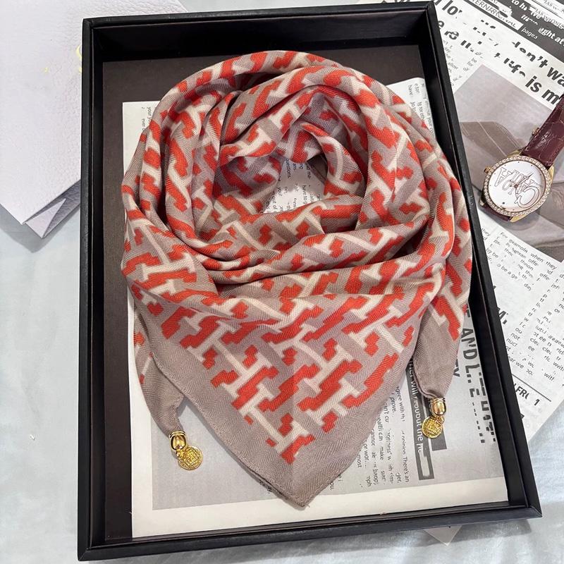 1Pc Magnetic Closure Versatile Neck Scarf Elegant Painted Pattern Luxury Silk Scarf Gift Necklace Cloth Accessories