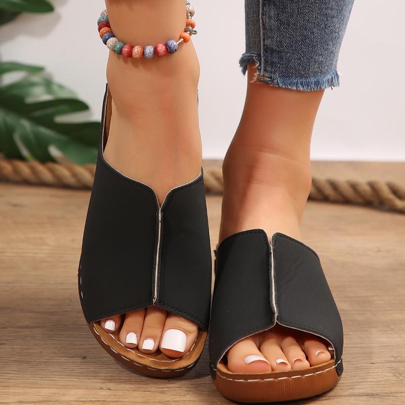 Summer New Slope Heel Platform Slippers Fashionable Large Size Beach Cool Slippers Fish Mouth Cool Slippers