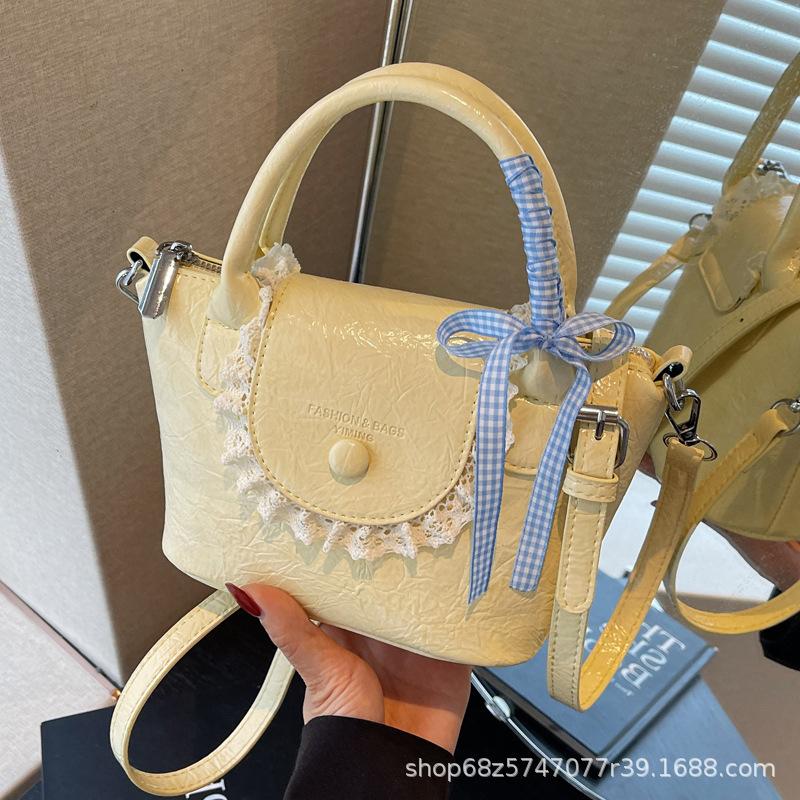 Women's Bag Korean Version of Simple Handbag 2025 New Versatile Shoulder Fashion Bucket Bag Niche Design Messenger Bag