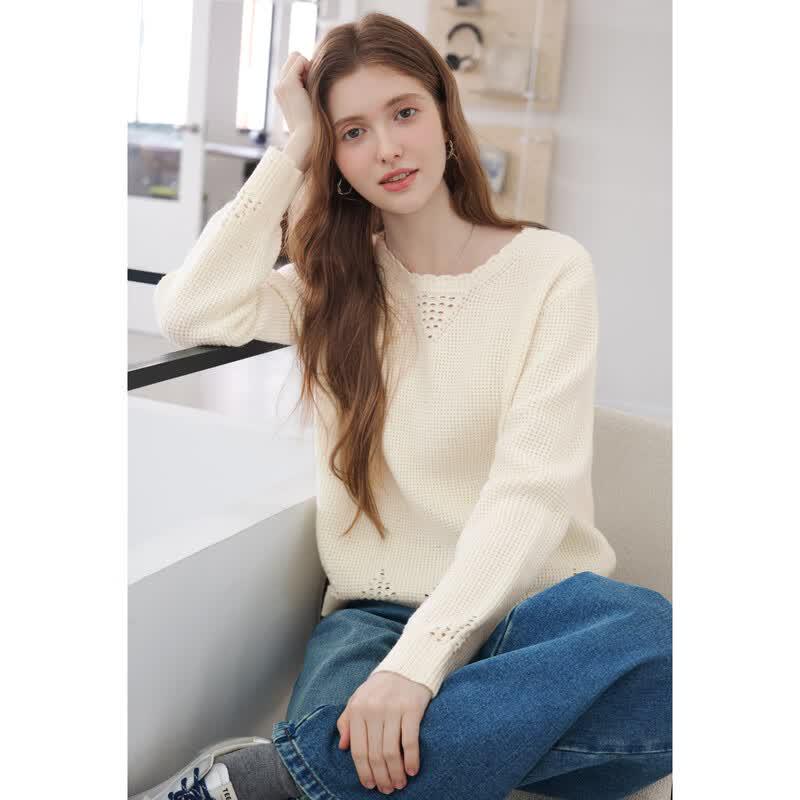 Women's Hollow-Out Long Sleeve Knit Top