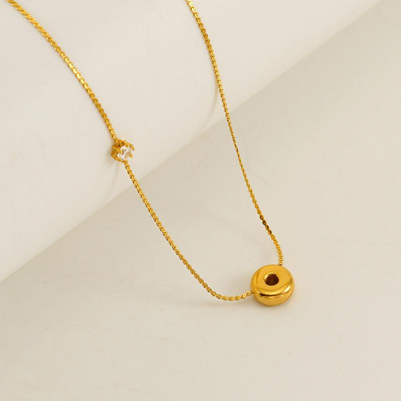 New fashionable cubic zirconia-studded chubby design26Letter pendant necklace, titanium steel, versatile and stylish for women
