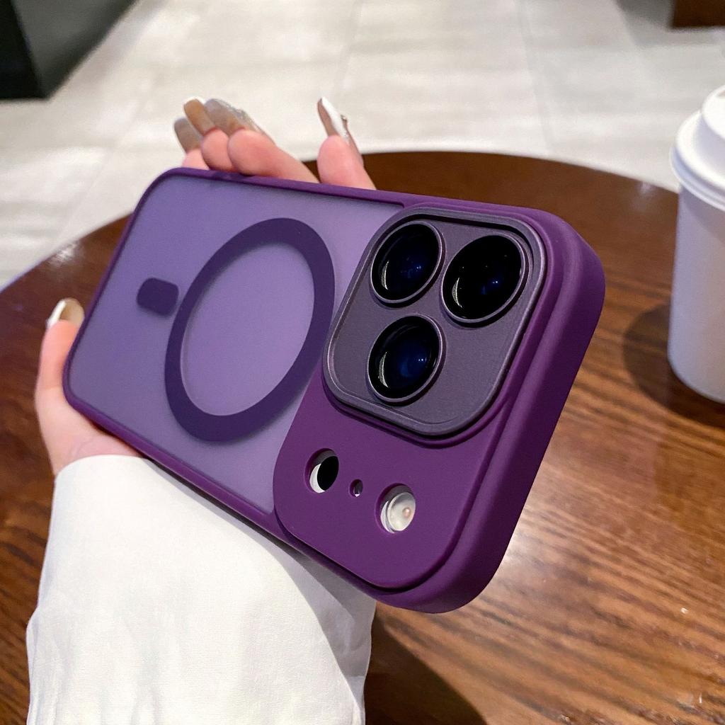 Applicable To IPhone17PROMAX Yadun Skin Sense Magnetic Phone Case Apple 16 with Lens Film PC Protector 15