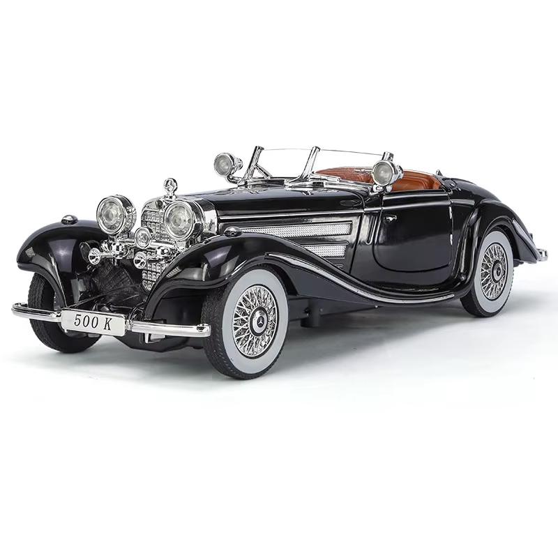 1/24 Scale 500K Vintage Car Model Toy Diecasts Alloy Sport Car Toys with Sound and Light Pull Back Vehicles for Children's Gifts