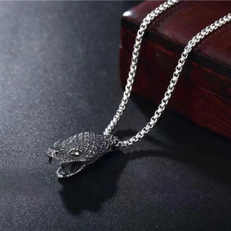 Metall Stahl Halskette für Männer mit einzigartigem Anhänger, Punk Style Kettenhalskette Verstellbarer Modeschmuck für Freund