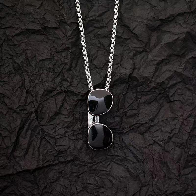 Adjustable Pearl Sweater Necklace: High-End 2025 Autumn/Winter Clavicle Chain for Women