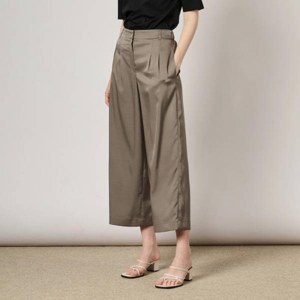 Bcbg Two Tuck Back Banding Pants B4m3p301