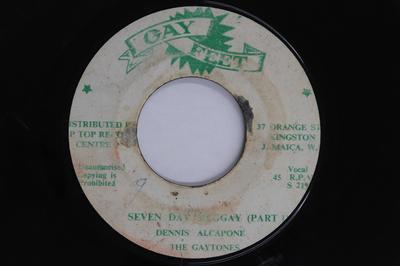 7-Zoll-Schallplatte DENNIS ALCAPONE, THE GAYTONES - Seven Day Reggay S219S220 Gay Feet 1971 Jamaika Reggae, Ska & Dub Gebraucht