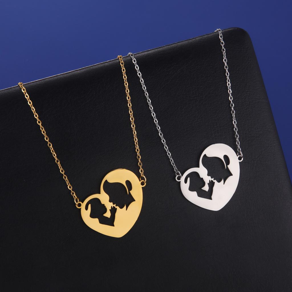 Family Baby Mom Pendant Necklace Simple Hollow Hugging Heart Choker Stainless Steel Jewelry 2026 Trend New Mother’s Day Gifts