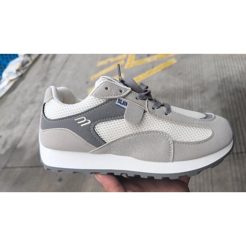 Женские дышащие спортивно-повседневные кроссовки нового образца в винтажном стиле с мягкой подошвой 35