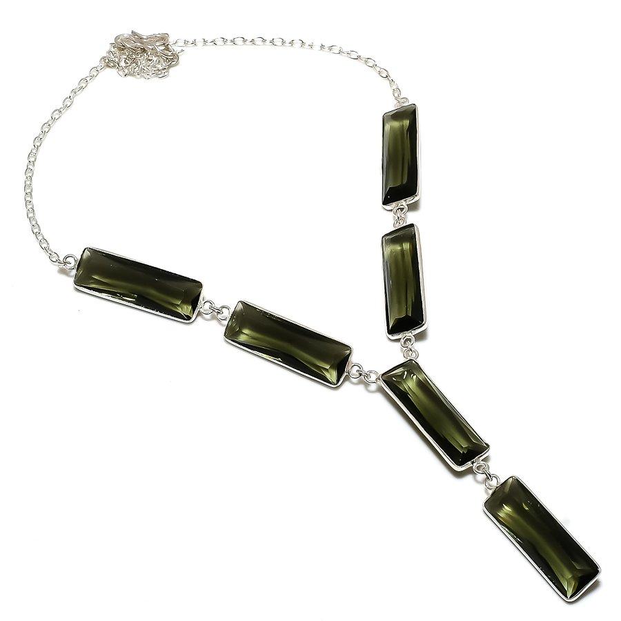 

Natural Olive Topaz Gemstone Handmade 925 Sterling Silver Necklace 18 Y7d67