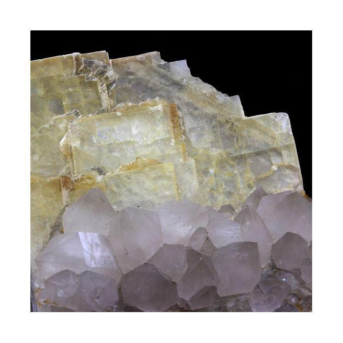 Pierres et Minéraux. Quartz + Baryte. 1149.0 ct. Chavaniac-Lafayette, Haute-Loire, France.