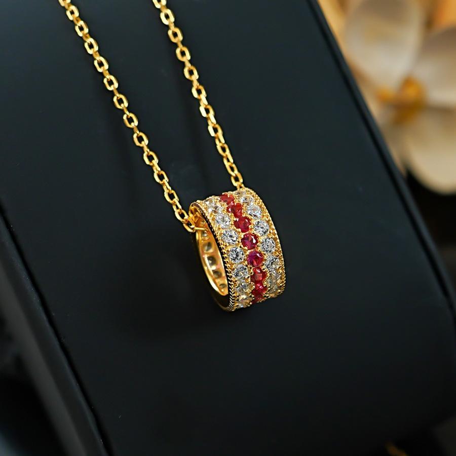 Round Small Waist Pendant Necklace Fashion Light Luxury Collarbone Chain Niche Versatile Item Decoration
