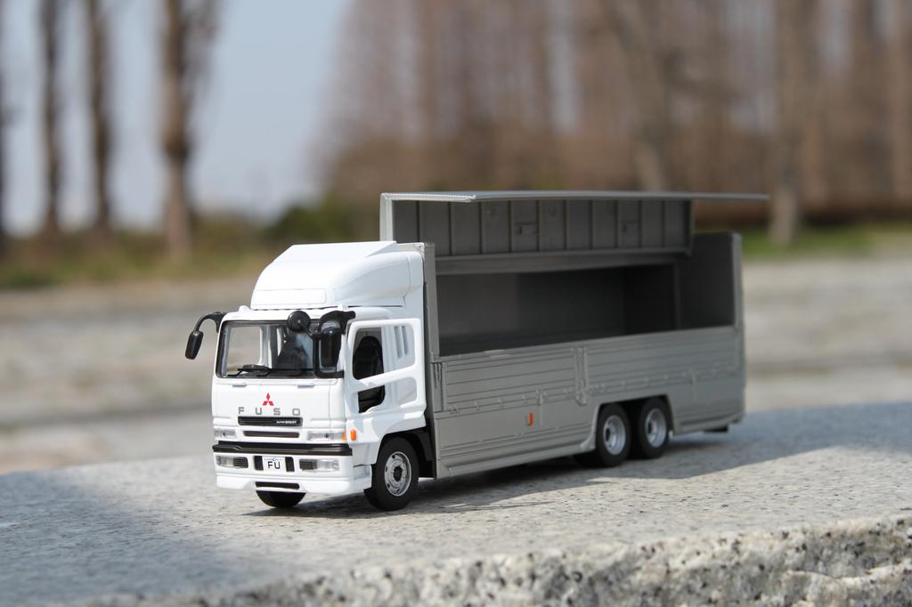 Diapet Scale Large Wing Truck DK-5105 1/43