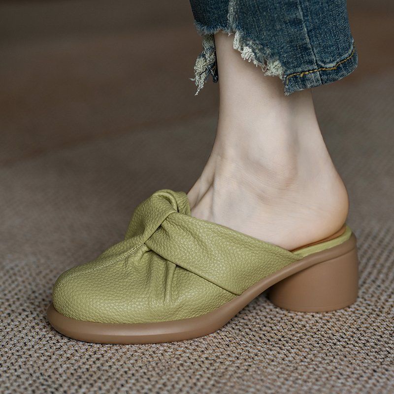 Cool slippers women's 2025 summer wear soft French niche muffin thick bottom half drag middle heel bag head drag round and round head