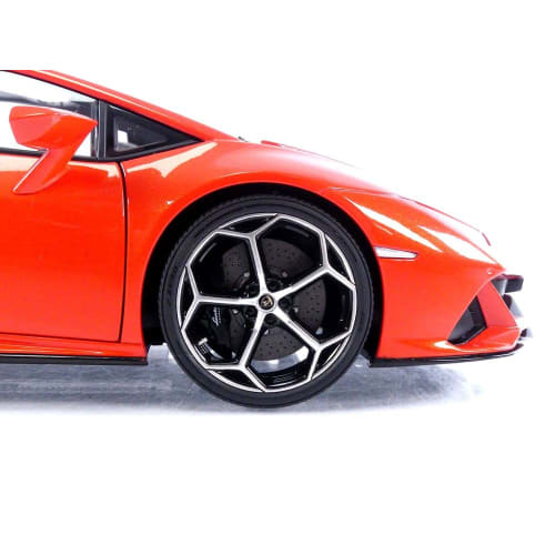 AUTOart 1/18 Lamborghini Huracan EVO Pearl Orange Finished Product