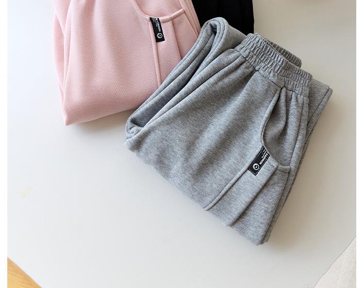 Girls' Fleece-Lined Slim Wide-Leg Winter Pants - Casual, Thick and Loose-Fit Trousers for Kids.