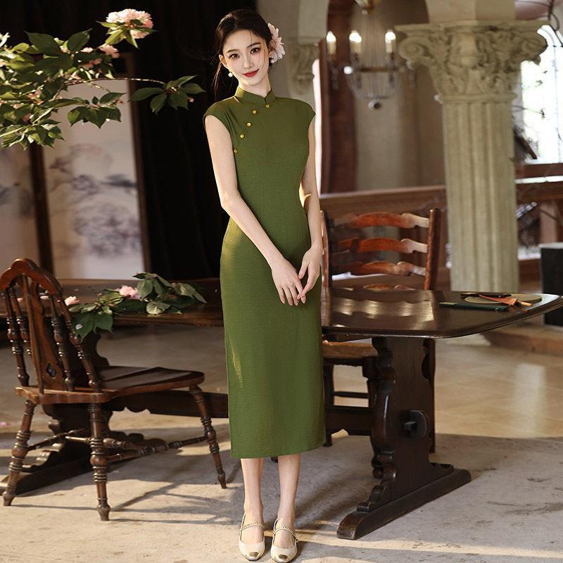 Green Sleeveless Modern Chinese-Inspired Long Cheongsam Dress Women 2026 Stylish Retro Fit Small