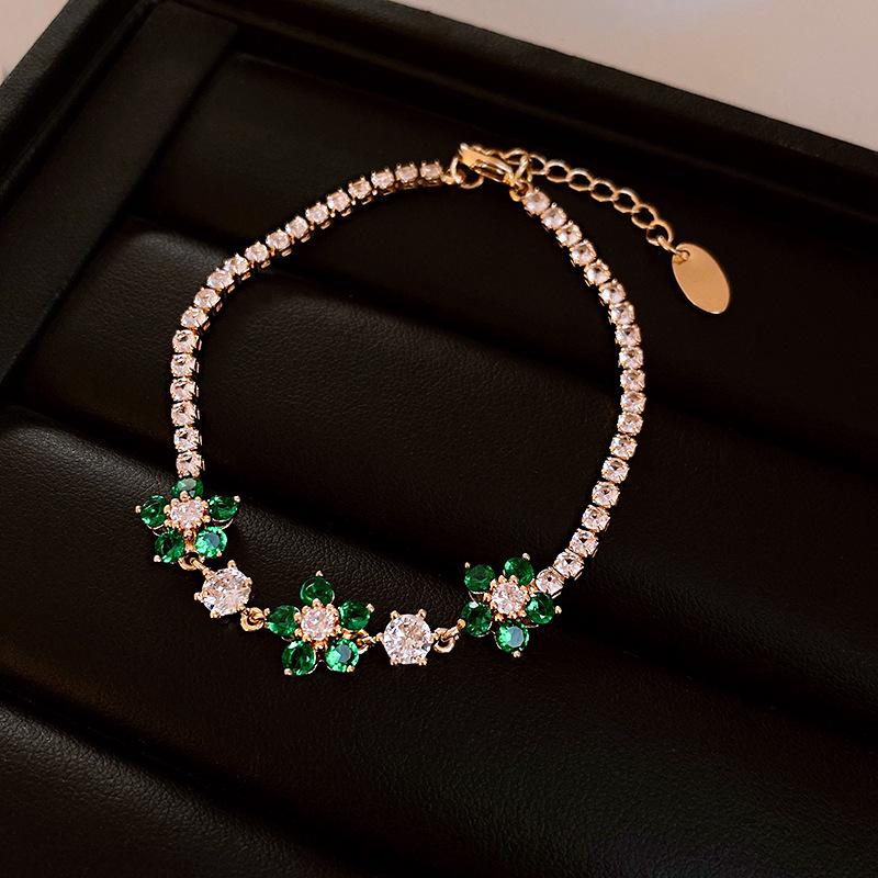 Elegante Geometrische Zirkonia Armband voor Damesmode - Veelzijdig, Trendy Bangle Sieraden