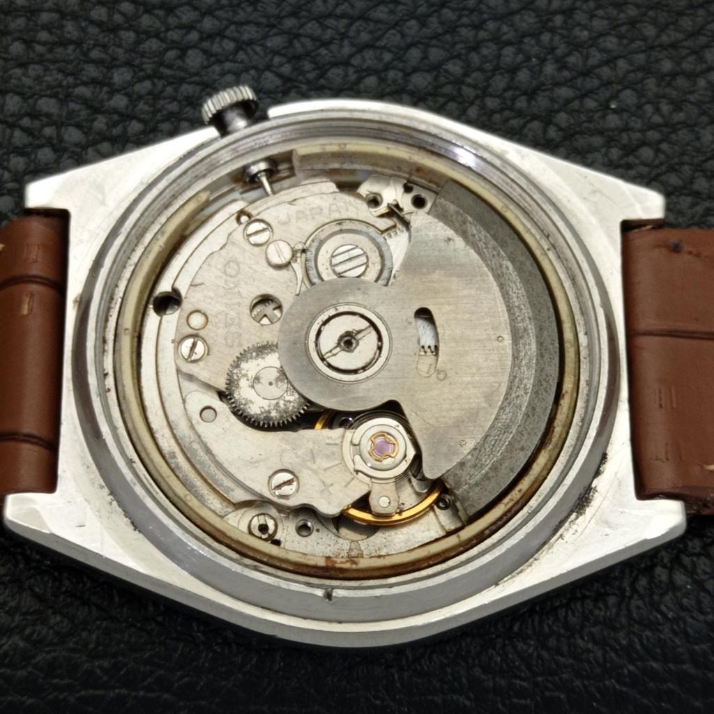 JAPAN 7009A VINTAGE SEIKO 5 AUTOMATIC MENS RED COLOR DIAL WATCH a701387-5 R206a-a701387