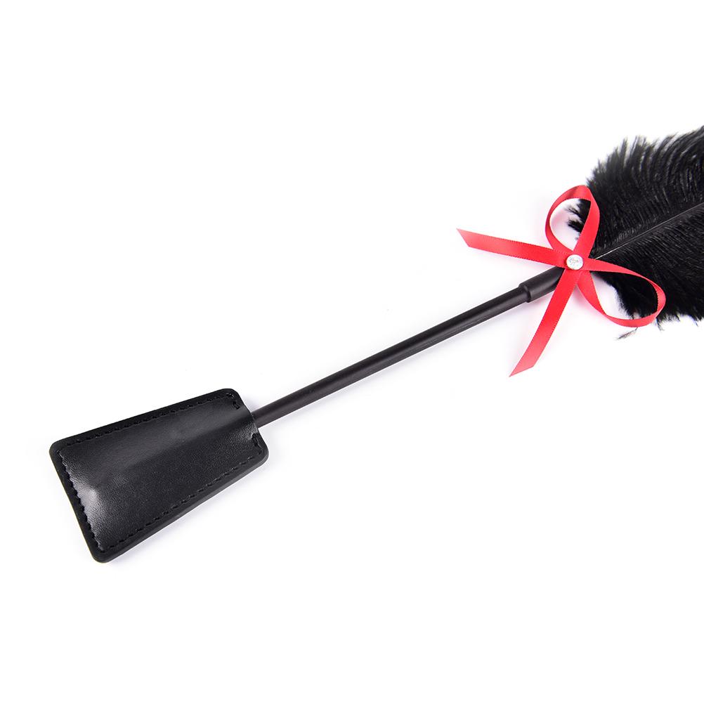 1PC PU Leather Sexy Whip For Lovers Couples Spanking Paddle Slap Clap Flap On Butt With Flirt Tickle Feather SM Sexy Game