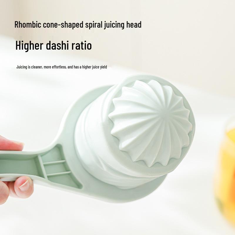 Compact Manual Juicer: Portable Fruit Squeezer & Pulp Separator