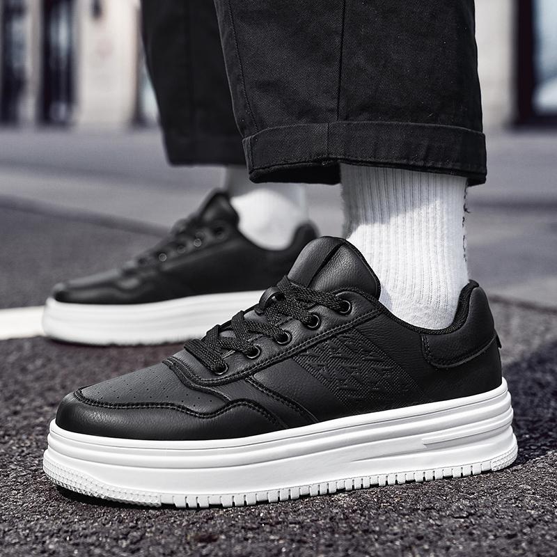 Weiße lässige Herren-Board-Schuhe mit dicker Sohle Bequemer täglicher vielseitiger Stil und Freizeit Party Jugend Sport Qualitätsschuhe