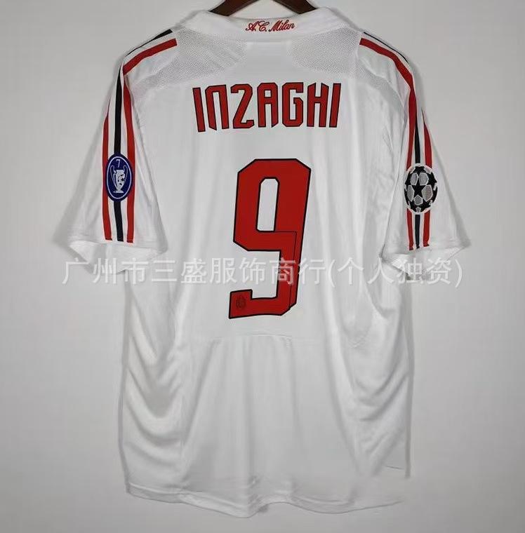 Wholesale sports outdoor retro series AC Milan jersey No. 22 Kaka No. 80 Ronaldinho same football jersey short sleeves