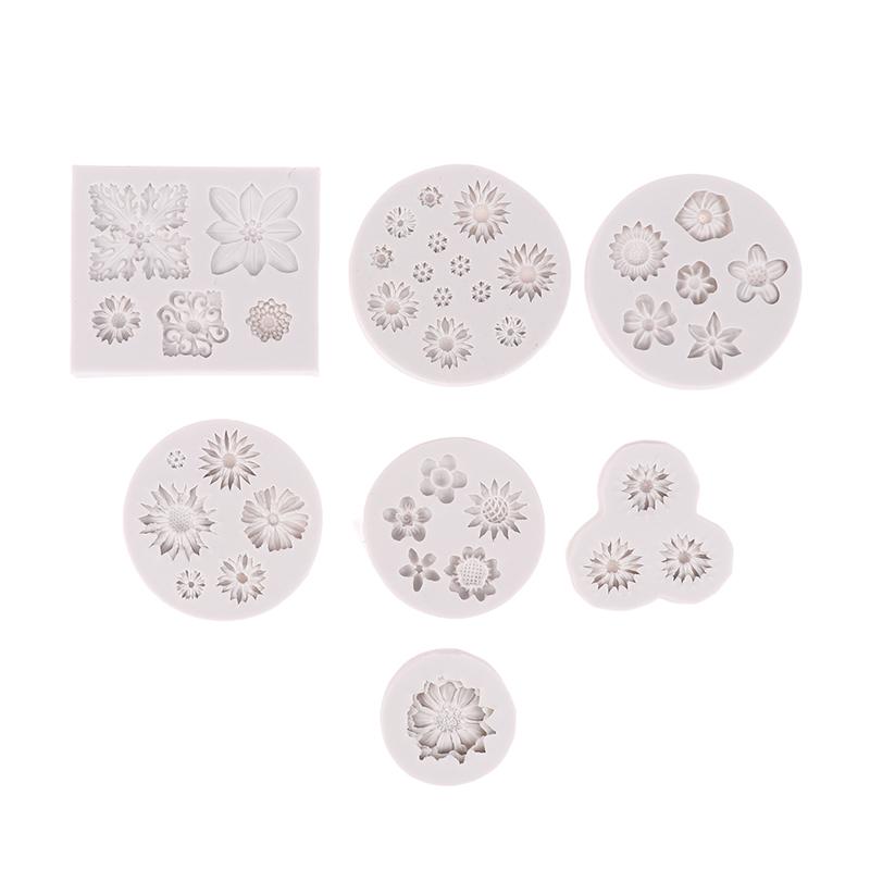 3D Mini Prästkrage Blomma Silikonform Diy Fondant Tårta Dekoreringsverktyg Bröllop Födelsedag Fest Choklad Godis Bakverk Bakform