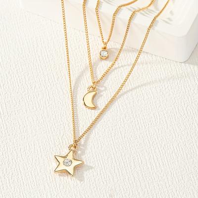 Étoiles, lunes, pendentifs en pierres précieuses, colliers à trois rangs, superposés avec un tempérament superposé, étoiles élégantes et à la mode pour le trajet quotidien