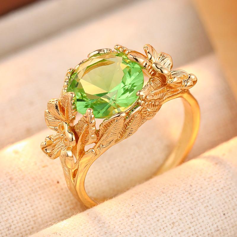 Vintage Inlaid Green CZ Flower Women's Ring Sparkling Gold Color Hand Carving Daily Wear Party Jewelry Anniversary Gift