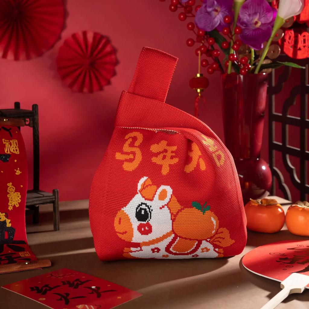 2026 Horse Year Cartoon Mascot Pony Knitted Gift Bag Handheld Candy Bag Knot Wrist Bag Cute Tote Bag Reusable Shopping Bags