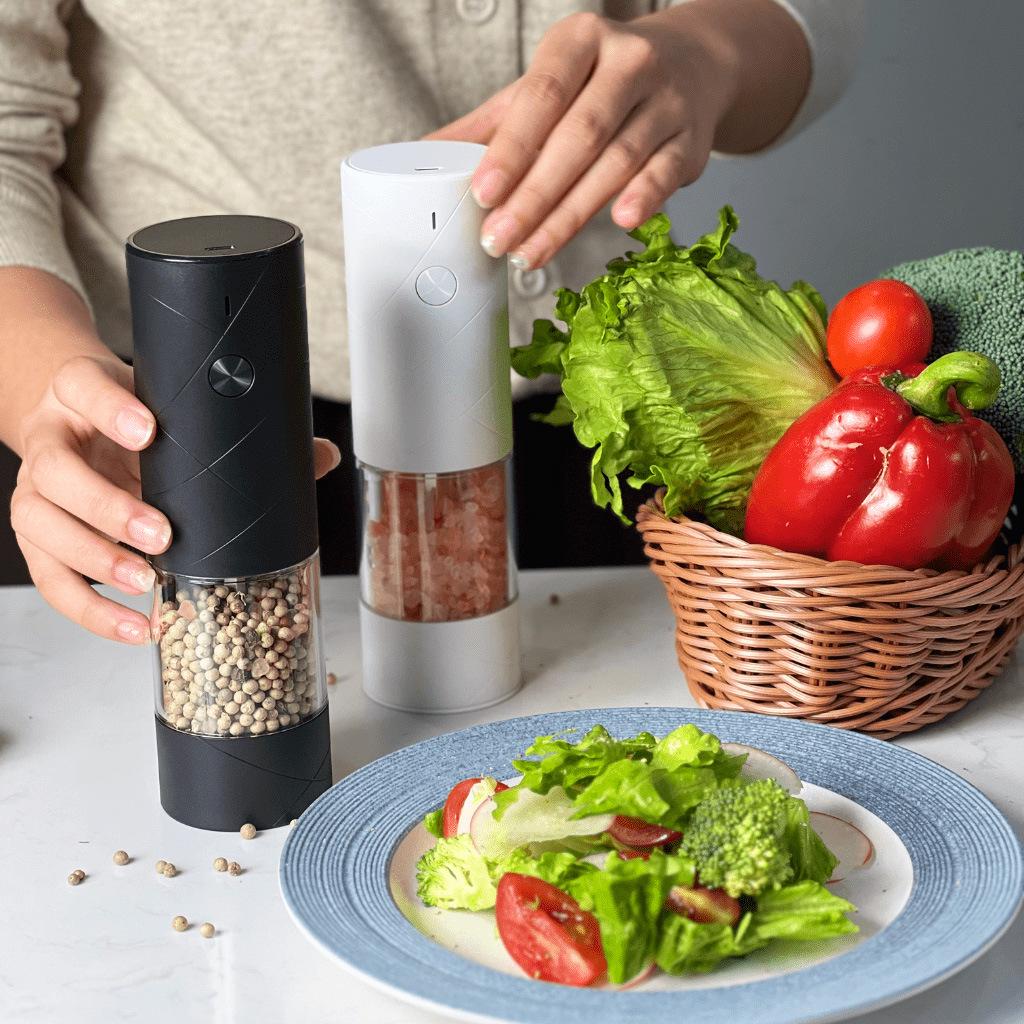 USB Rechargeable Electric Pepper Grinder, Adjustable Coarseness, Kitchen Automatic Black Pepper and Sea Salt Mill.