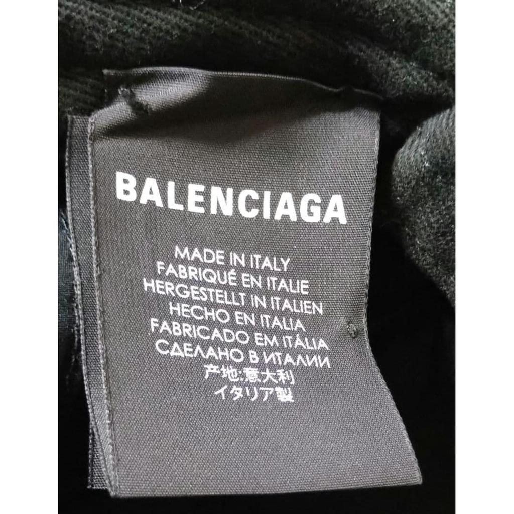 Used Weekend limited priceBALENCIAGA cap