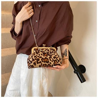 Taschen für Frauen Große Kapazität Mode Kette Schulter Umhängetasche Retro High-End Textur Muscheltasche