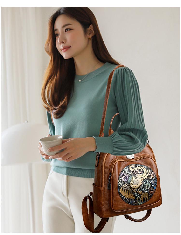 Jixiang 2024 Trendy batoh z ovčí kůže s vyšívaným potiskem v národním stylu pro studentky