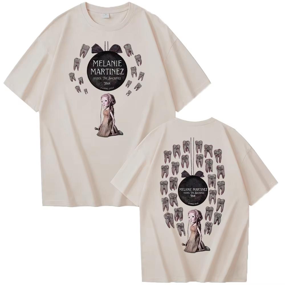 2026 Estate Saldo Estivo Melanie Martinez Hades The Sacrifice Tour Maglietta Unisex Vintage Hip Hop Streetwear Maglietta Cotone Gotica Girocollo