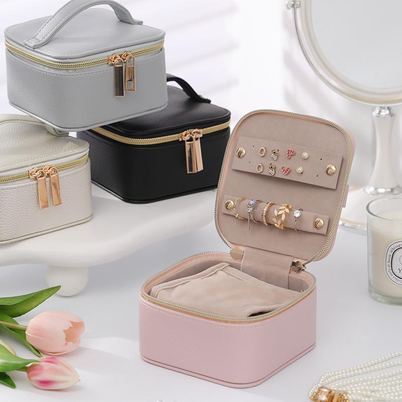 Minimalist Leather Jewelry Organizer With Multiple Compartments For Travel And Gift Giving