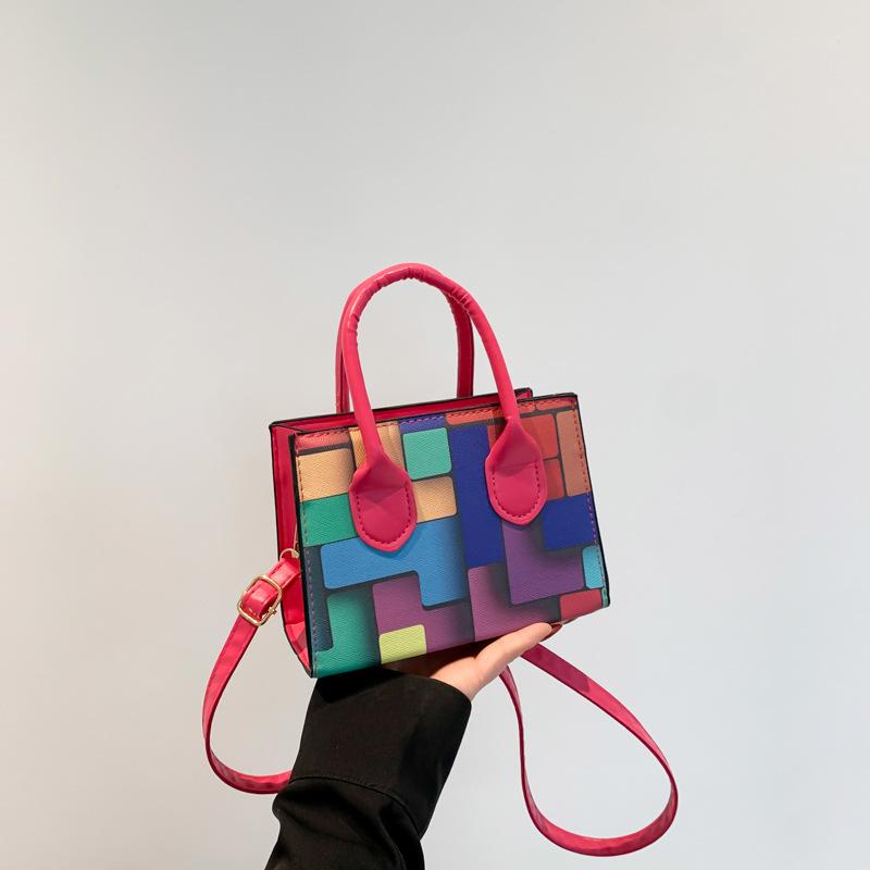 Contrasting Color Fashion Handbag 2025 Niche Design Versatile Autumn and Winter New Shoulder Messenger Bag Small Square Bag Women