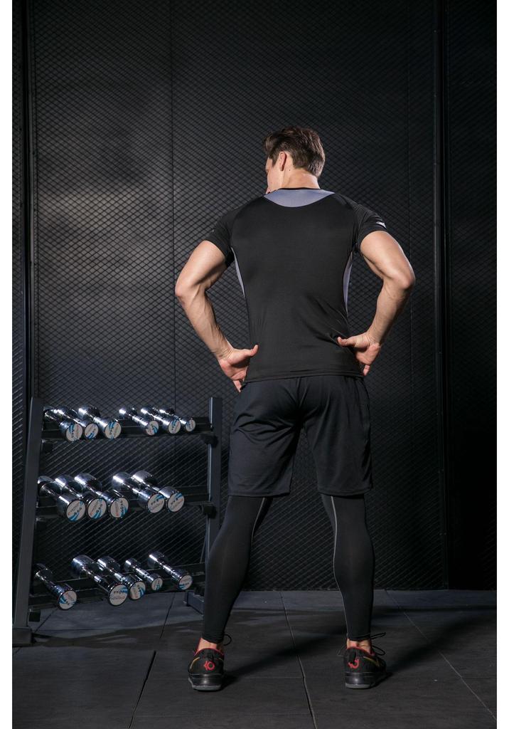 Men's Quick-Dry Outdoor Sports T-Shirt - Elastic, Tight-Fit, Short Sleeve for Running & Training.