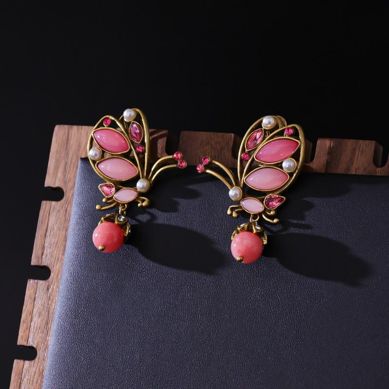 Retro Elegant Butterfly Earrings Fashion Temperament Design Earrings Medieval Natural Stone Stud Earrings