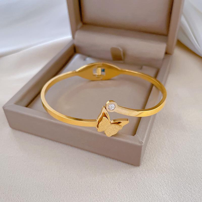 European And American Butterfly Bracelet Minimalist Retro Fashion Stainless Steel Bracelet