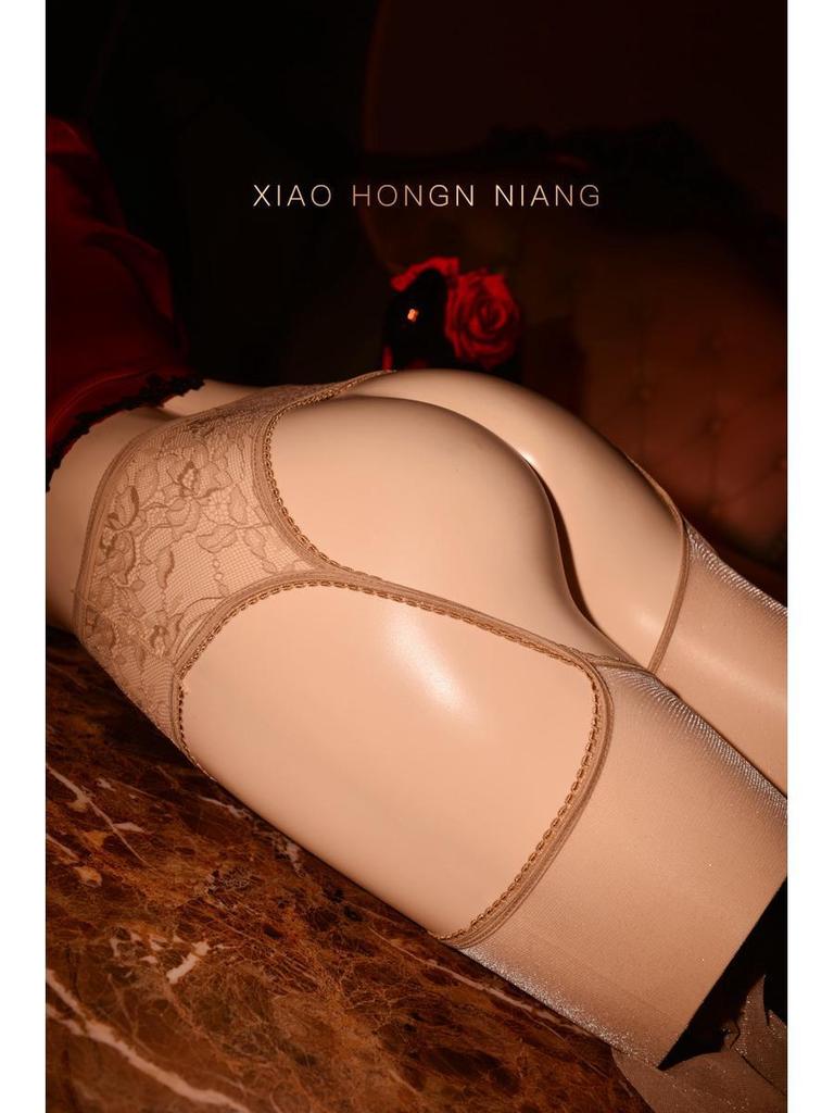 Elegant Lace One-Piece Ultra-Thin Anti-Snag Black Open Crotch Garter Stockings
