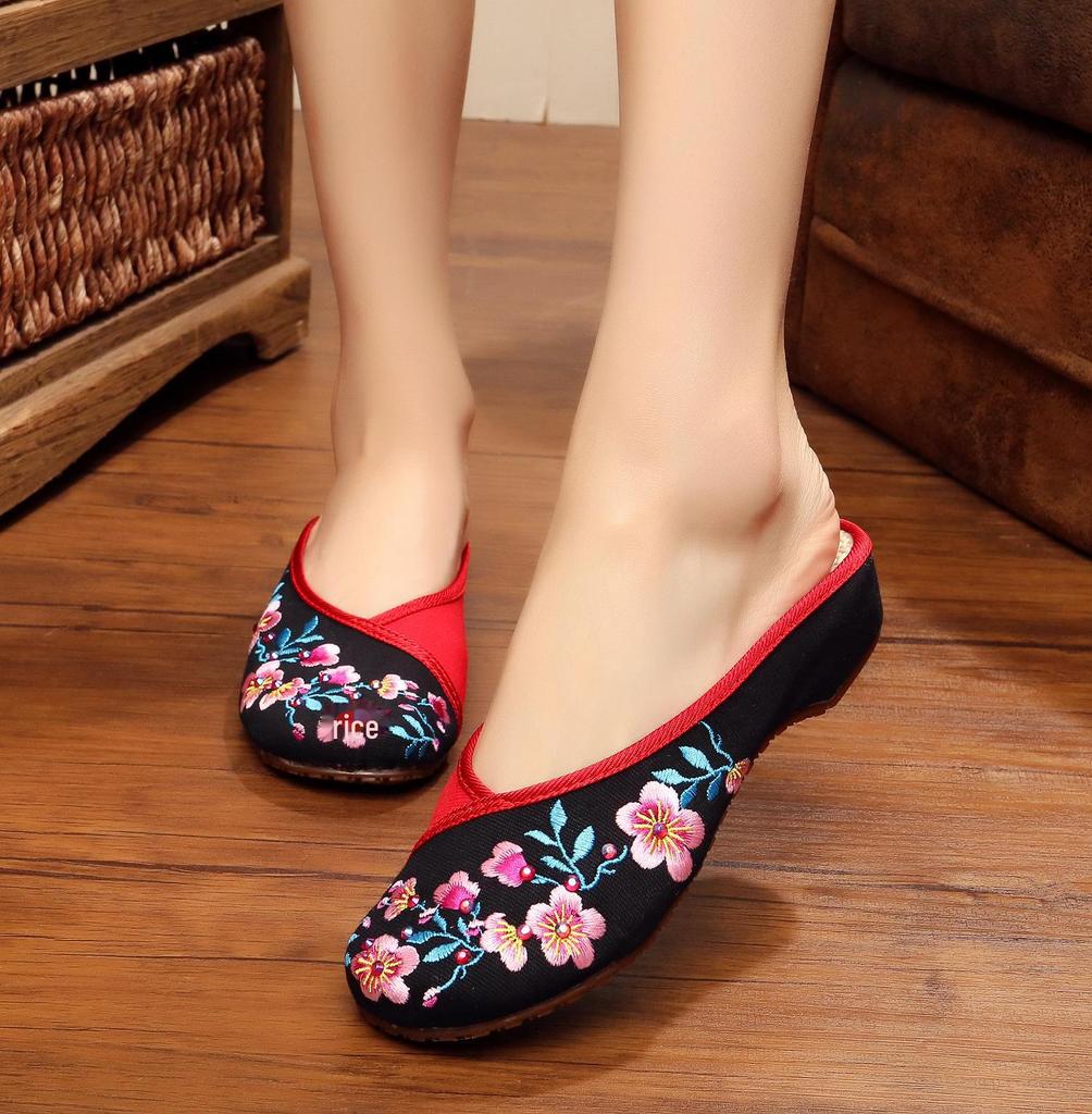 Floral Embroidered Summer Flat Slippers for Women