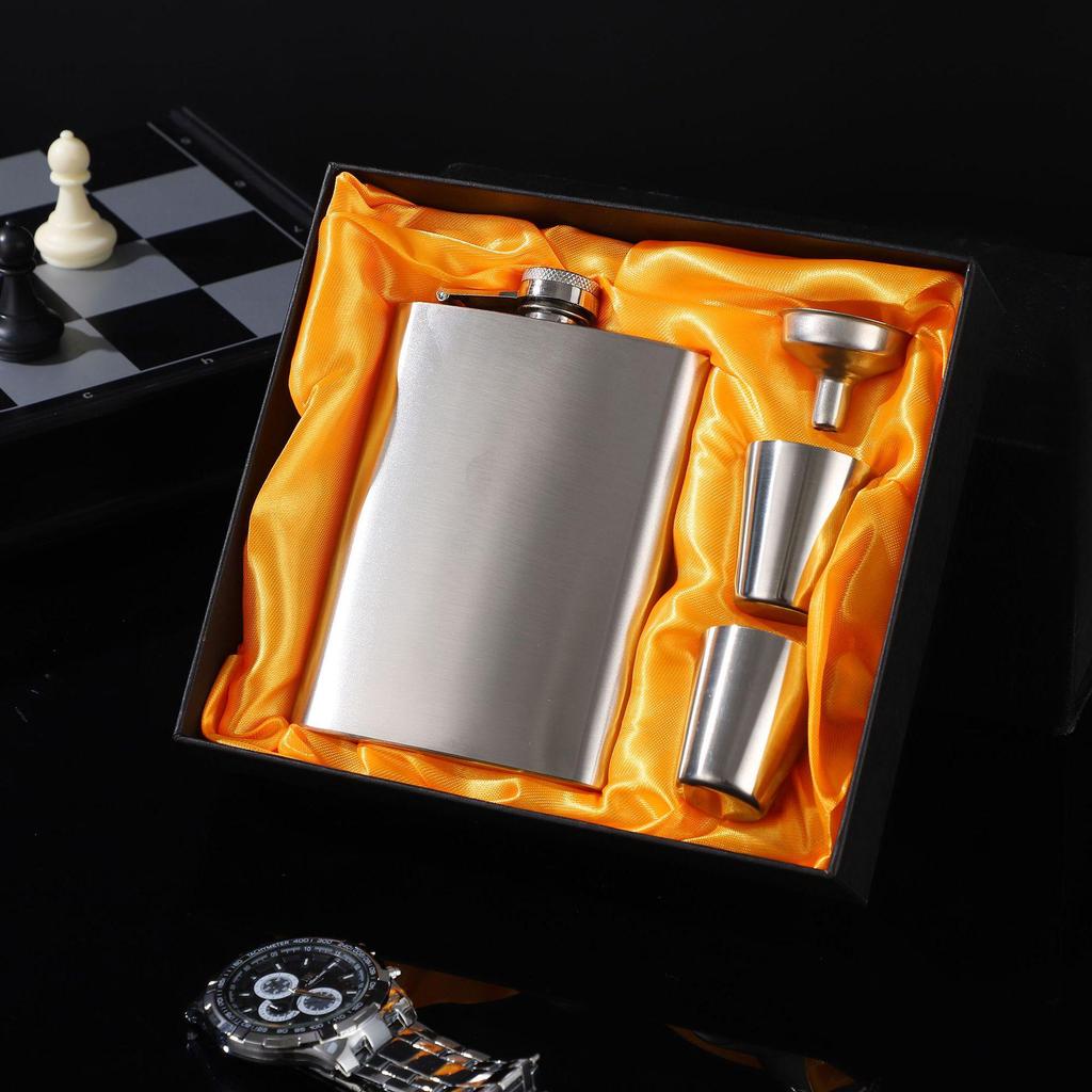 Stainless Steel Portable Hip Flask (1-7oz) for Outdoor Use – Baijiu Bottle (8oz)