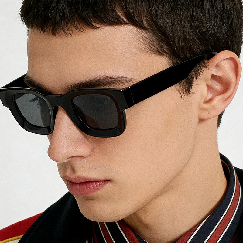 Simple Square Fashion Plastic Sunglasses for Men and Women Trendy UV Resistant Glasses Outdoor Sunscreen Sunshade Eyewear