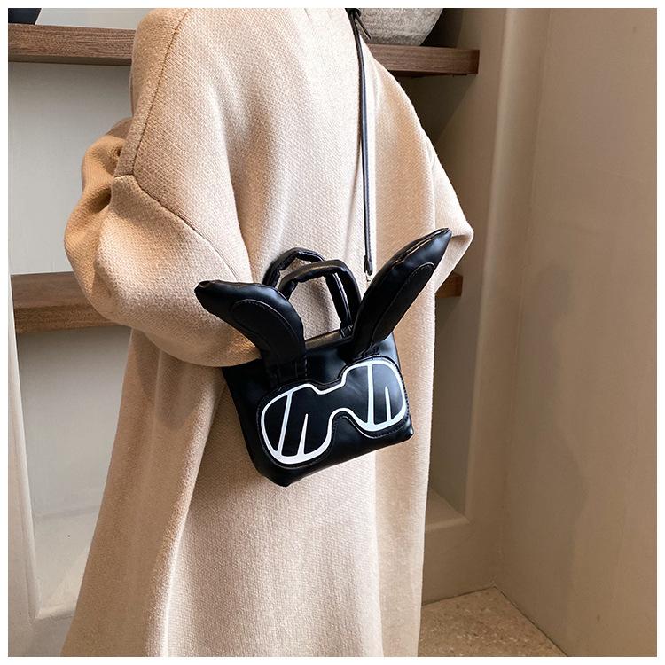 Cute! Personality Funny Rabbit Ear Handbag, Leading the Fashion Trend.