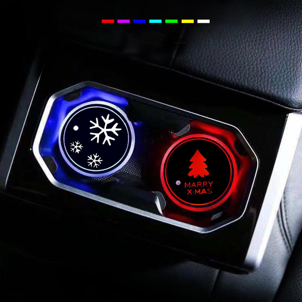 USB-aufladbare LED-Tassenunterlage Auto-Getränkeuntersetzer mit 7 bunten Lichtern zur Schaffung einer einzigartigen Autoatmosphäre Personalisierung der Fahrt
