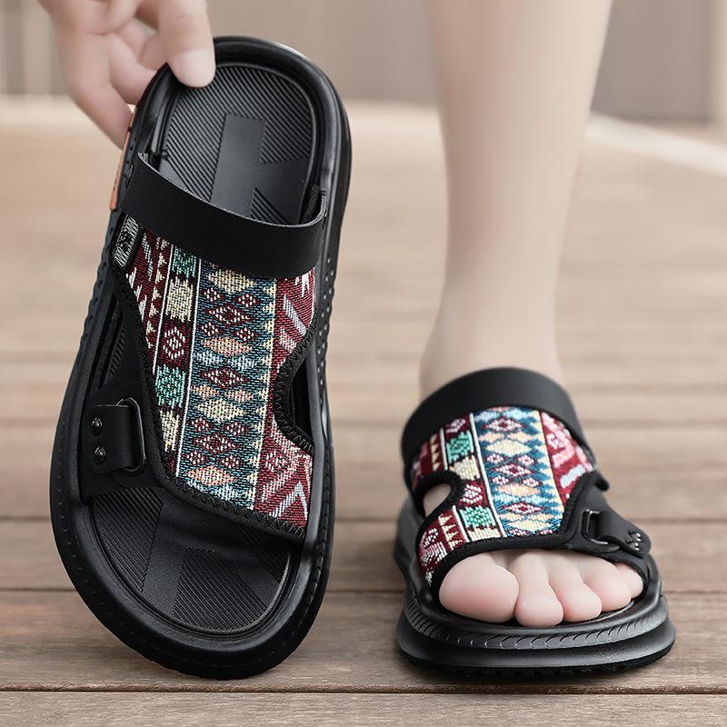 

Сандалии мужские летние спортивные модные брендовые для вождения двойного назначения мягкая подошва не устают ноги нескользящие вьетнамские пляжные шлепанцы 44 чёрный