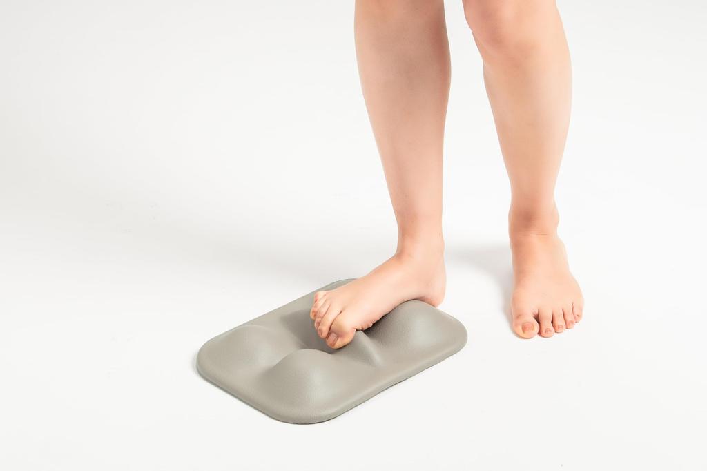 AKAISHI Foot Release for arch and Mat, Regular, Mocha, acupressure, correction, stretching, massage.